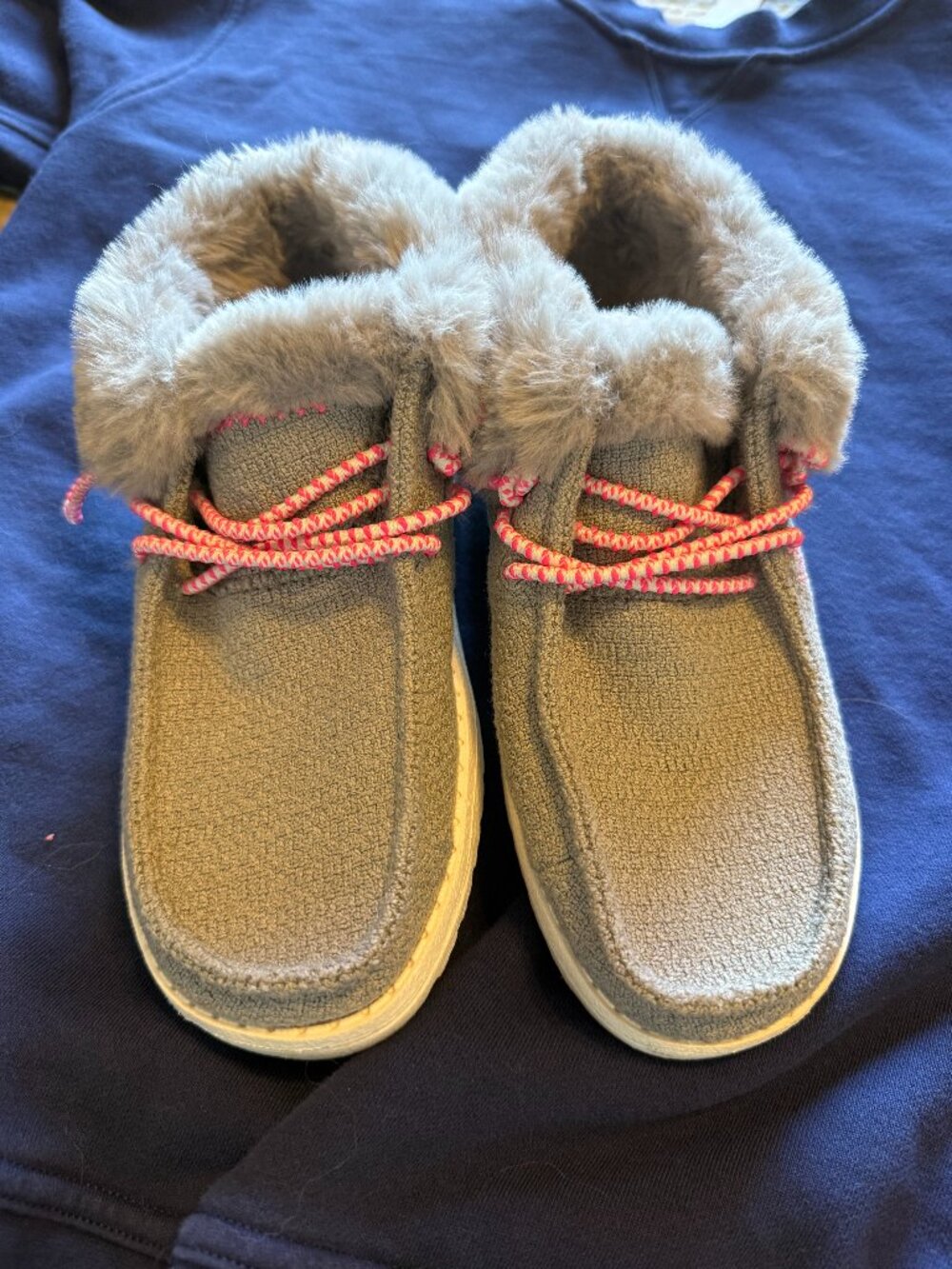 Hey Dude Britt Youth Boho Boots Fluo Grey Pink Faux Fur Winter Shoes Size Y2-Y3